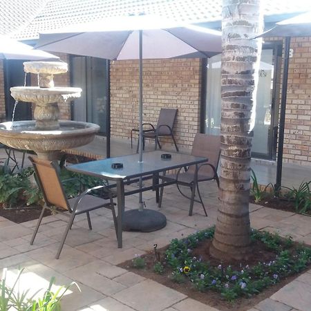 Hillcrest Guest House Kimberley Exterior foto